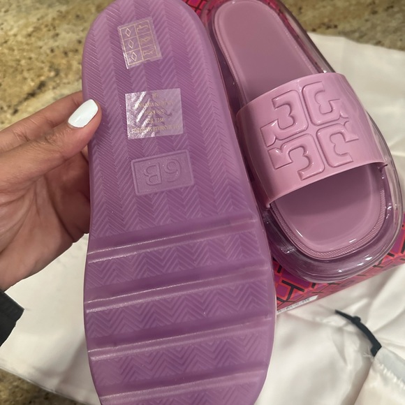 New Tory Burch BUBBLE JELLY 💜 - Picture 3 of 4